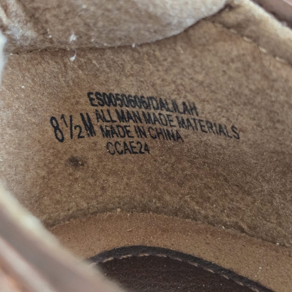 Eurosoft Women's Dalilah Mary Jane low heel in brown sz 8.5 - Picture 4 of 8
